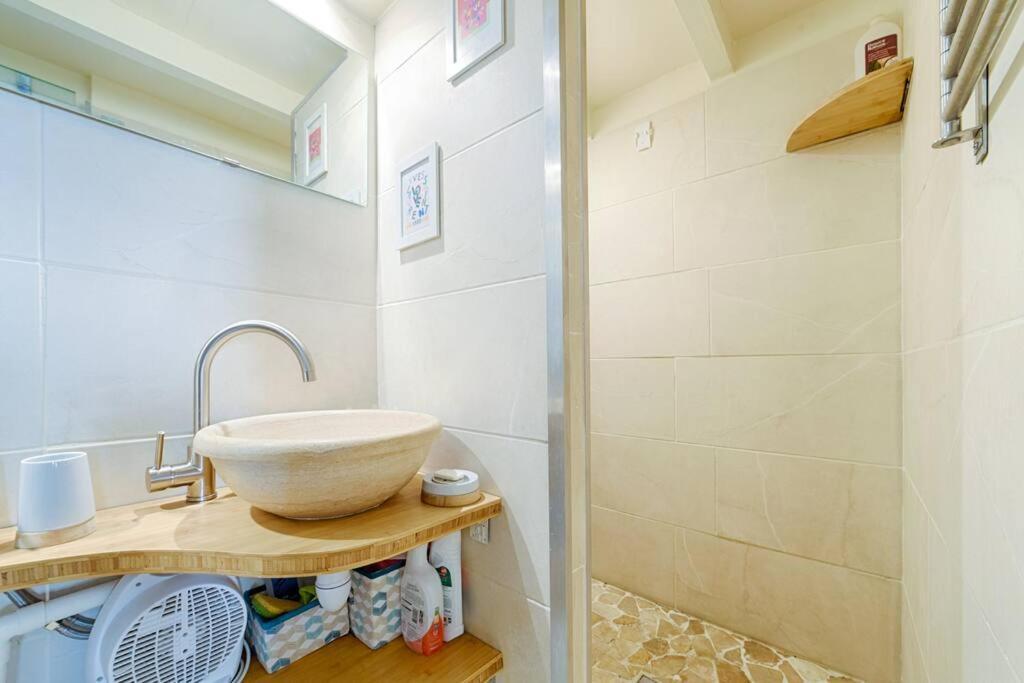 Apt Cosy Central Eglise Saint-Anne มงต์เปอลิเยร์ ภายนอก รูปภาพ